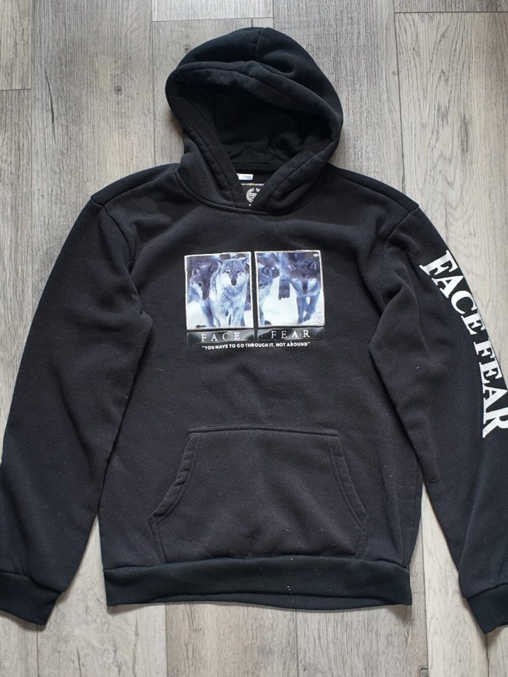 CR24 Face Fear Wolf Graphic Hoodie Black Youth Size 18 Streetwear Pullover